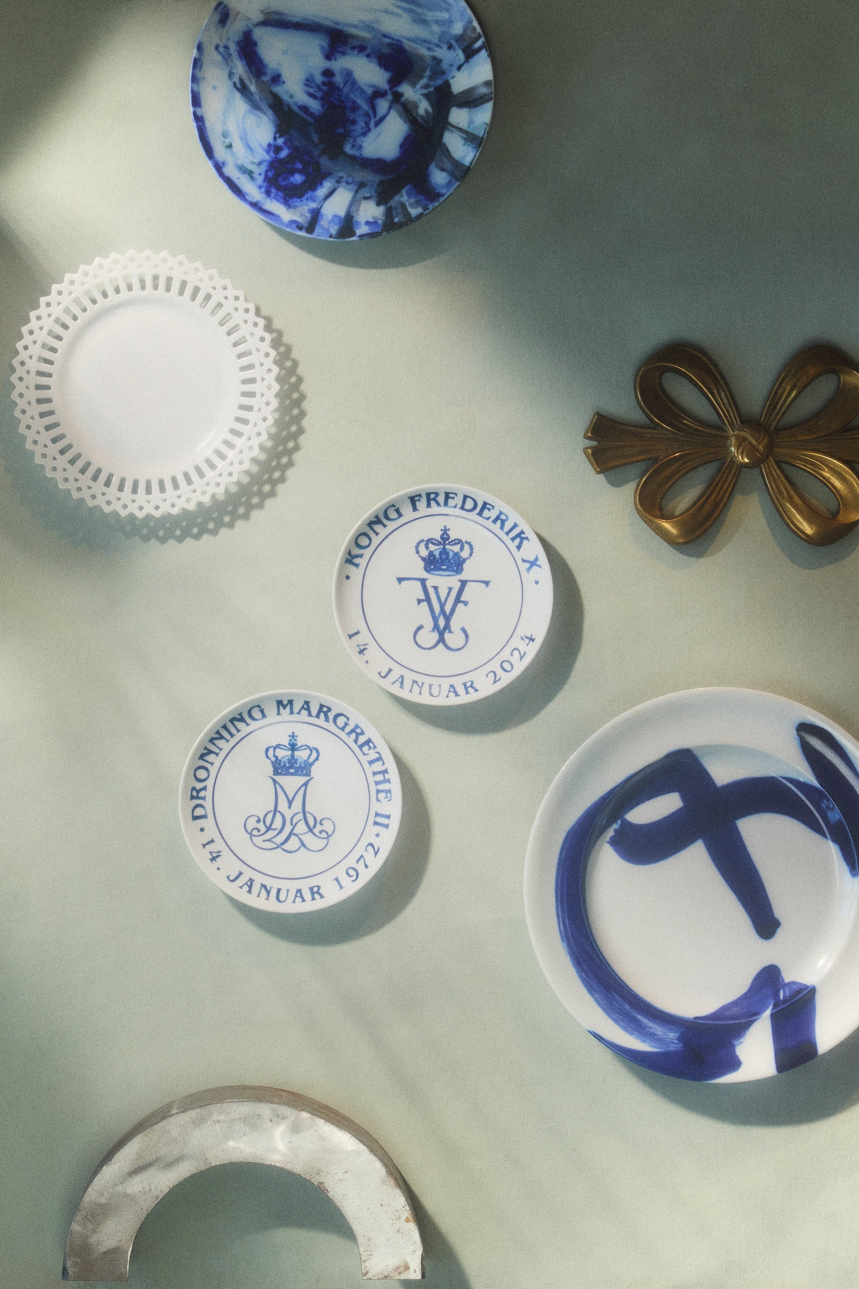 Kroningsplatter, 18 cm - 2 stk.